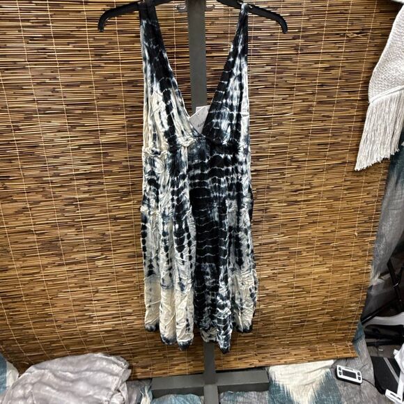 Raviya Tiered MIDI Dress Coverup‎ - Black Tie Dye Size XL - Picture 2 of 3